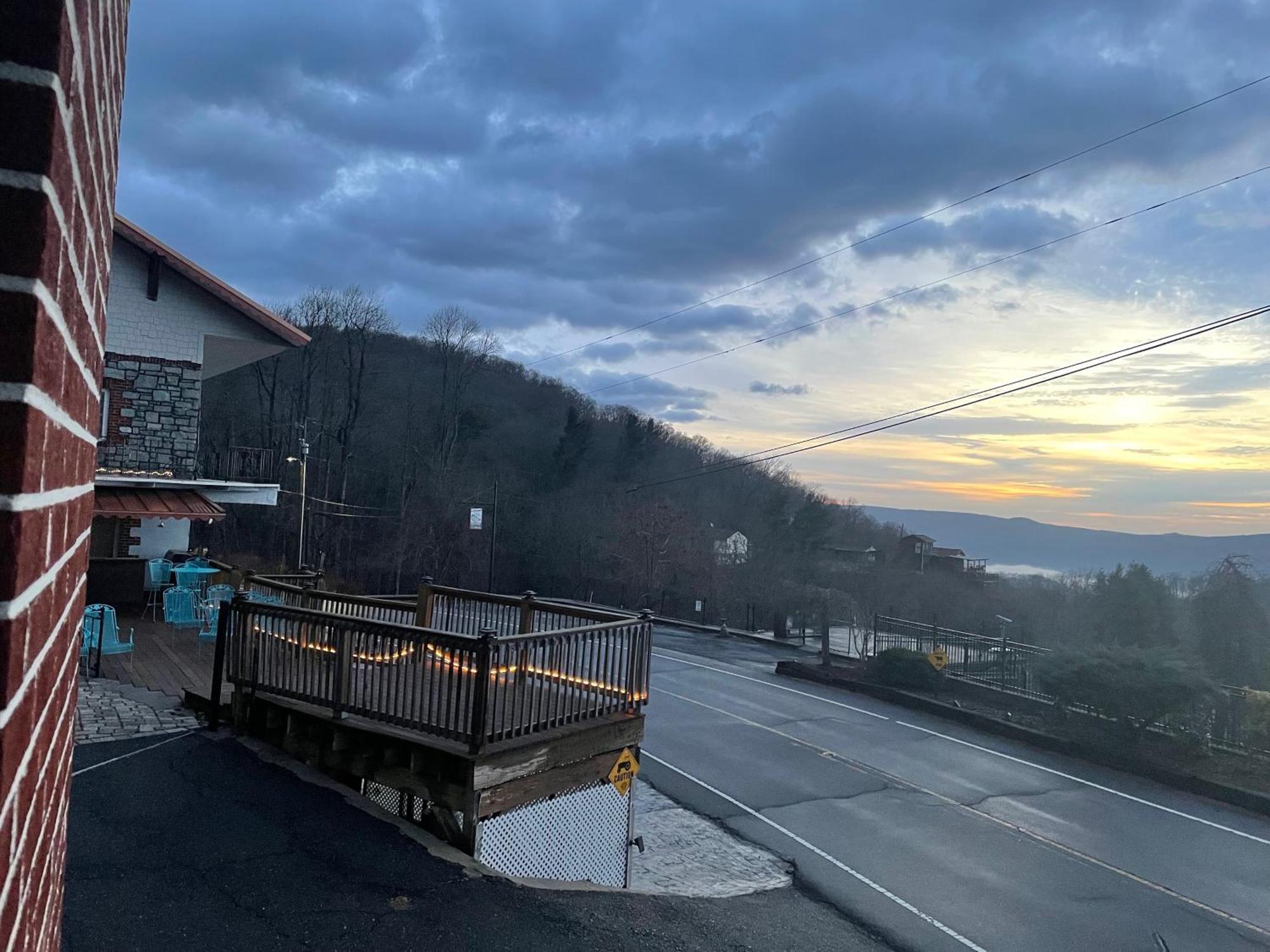 Skyline Village Inn Spruce Pine Luaran gambar