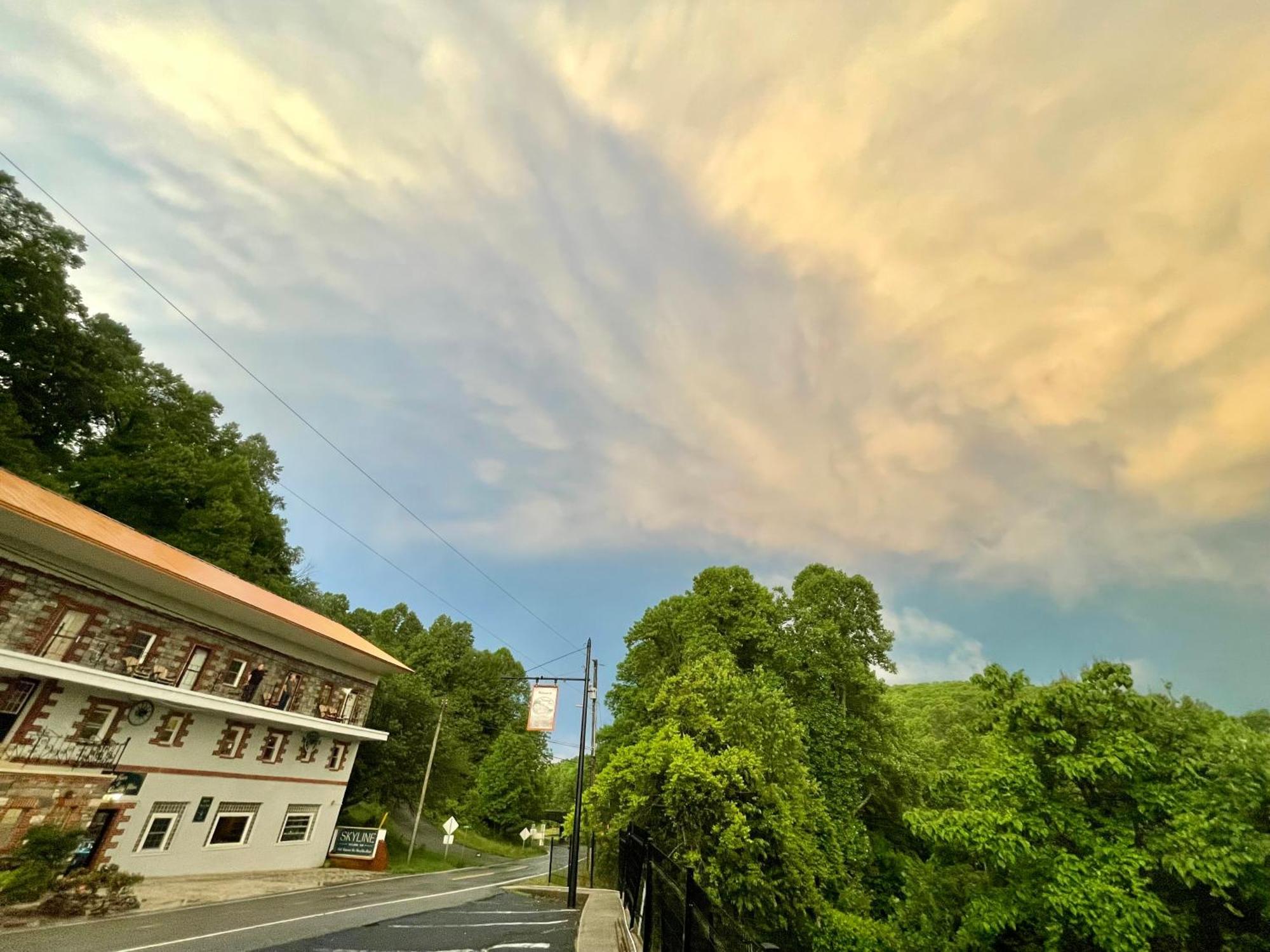 Skyline Village Inn Spruce Pine Luaran gambar