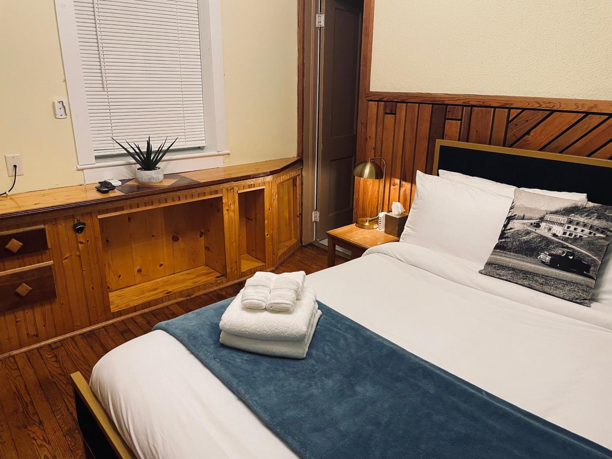 Skyline Village Inn Spruce Pine Luaran gambar