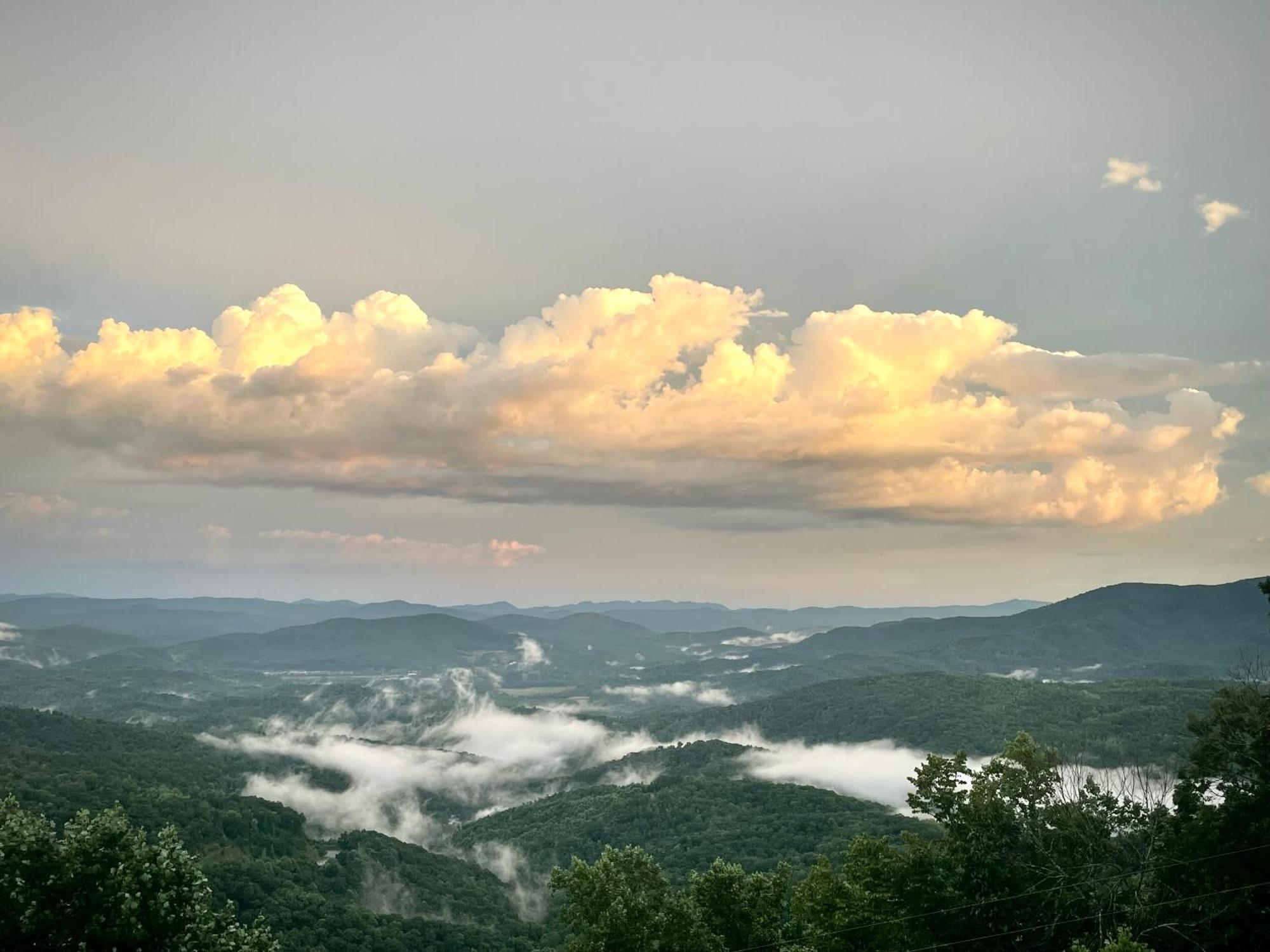 Skyline Village Inn Spruce Pine Luaran gambar
